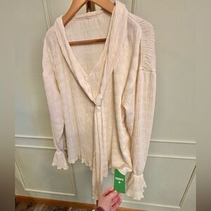 HALARA NWT Cream/ivory V-Neck Blouse with Tie Detail- Large MSRP $64.95